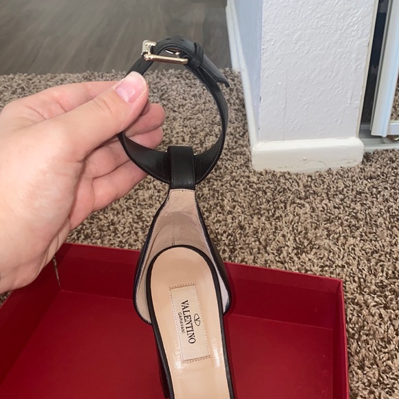 Valentino Sandals - Picture 9 of 12